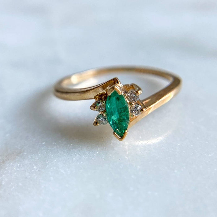 	vintage marquise emerald ring