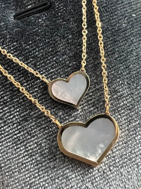 14K Yellow Gold Mother Of Pearl Heart Necklace