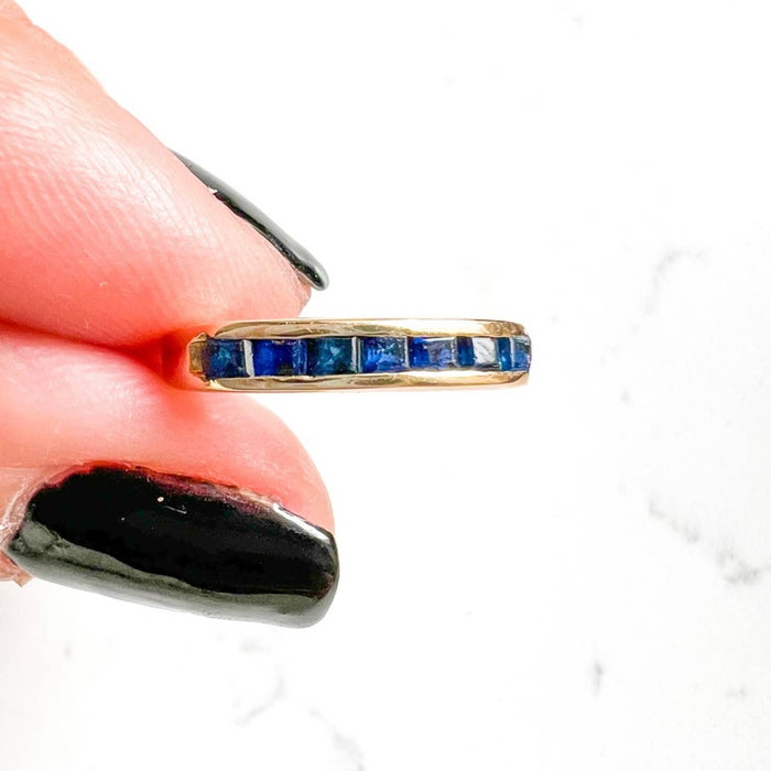 14k Yellow Gold Blue Sapphire Vintage Band Ring