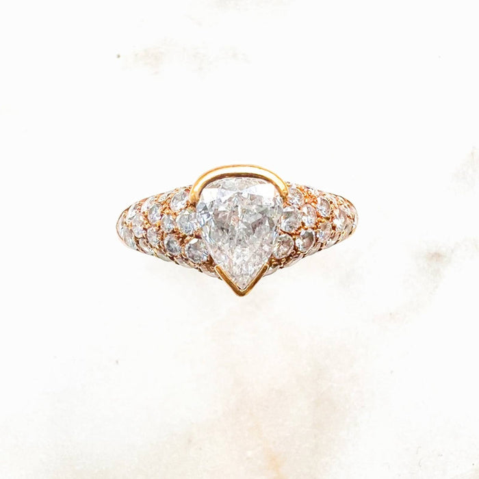 18K Yellow Gold Pear Shape Diamond Vintage Ring