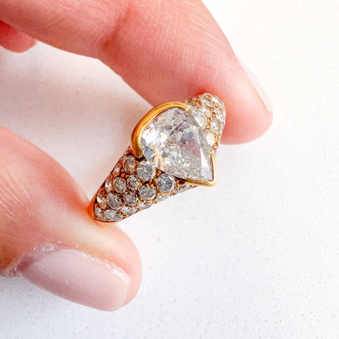 18K Yellow Gold Pear Shape Diamond Vintage Ring