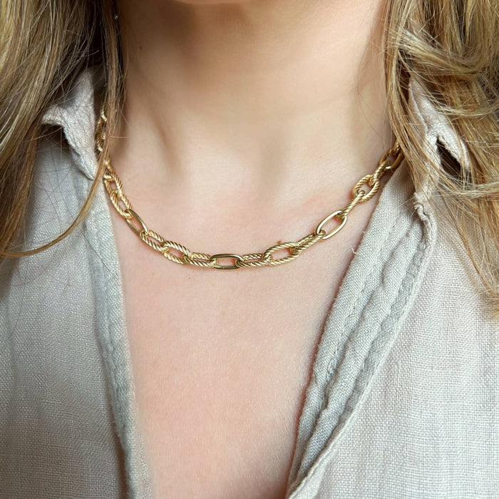	14kt yellow gold paperclip necklace