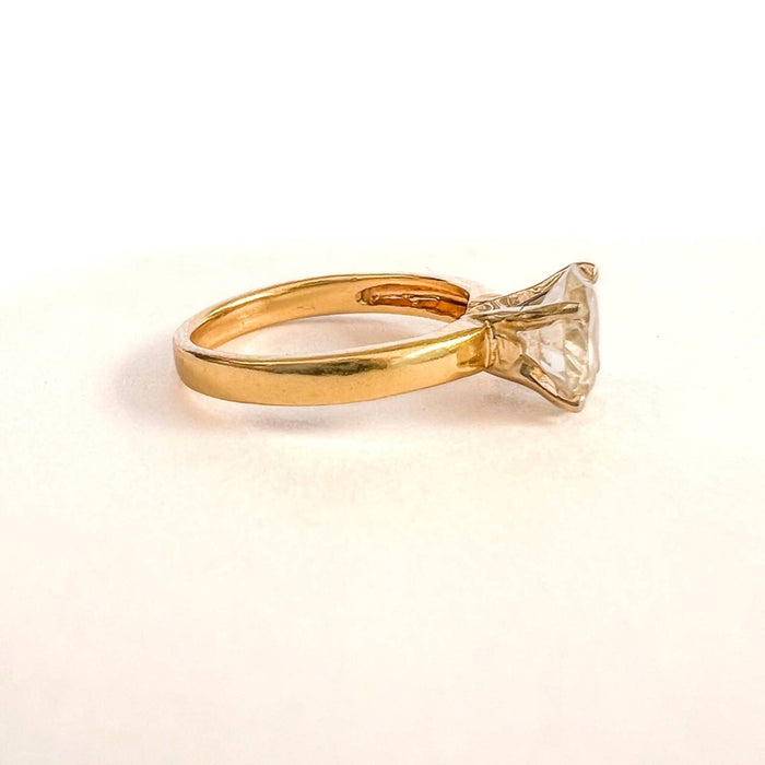 Vintage 14K Gold Solitaire Round Diamond  Engagement Ring