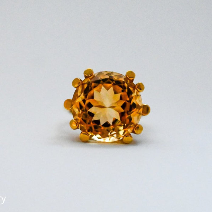 18K Yellow Gold Citrine Solitaire Cocktail Ring