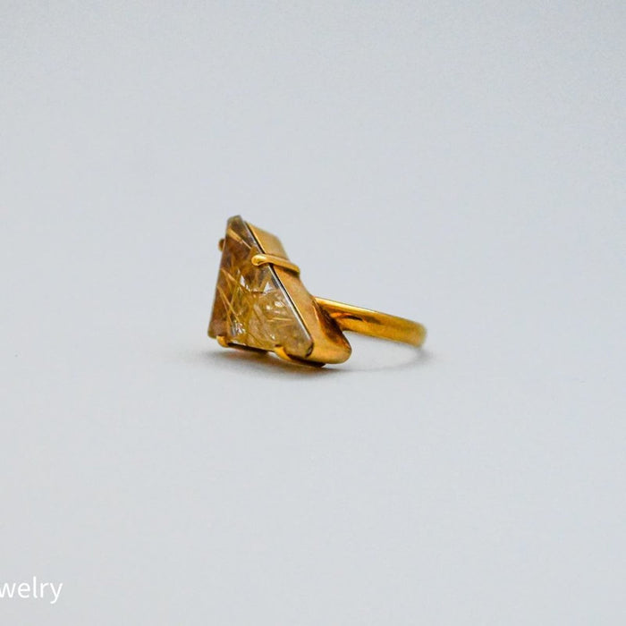 18k Yellow Gold Triangle Shape Rutilated Quartz Ring