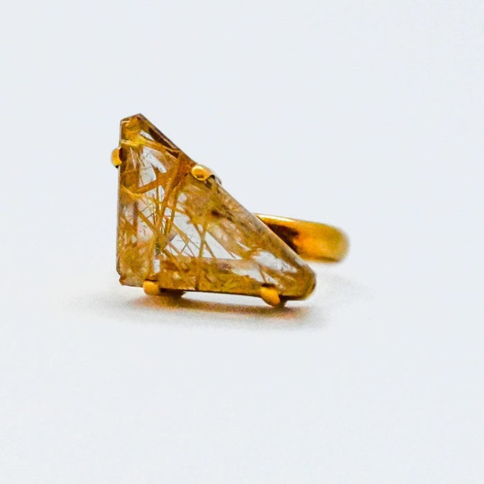 18k Yellow Gold Triangle Shape Rutilated Quartz Ring