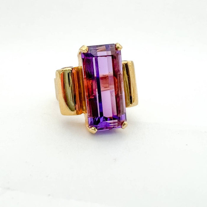 14K Yellow Gold Amethyst Vintage Ring