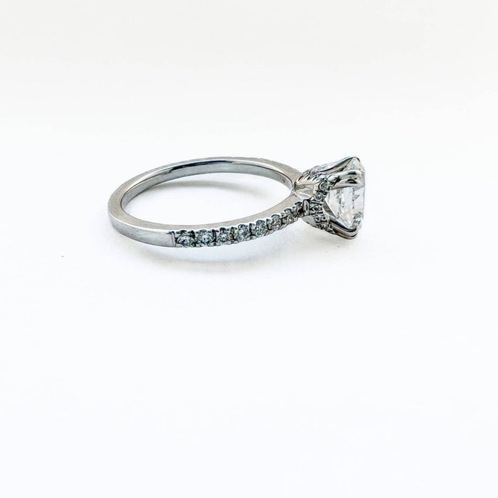 Oval Diamond Engagement Ring in 14K White Gold