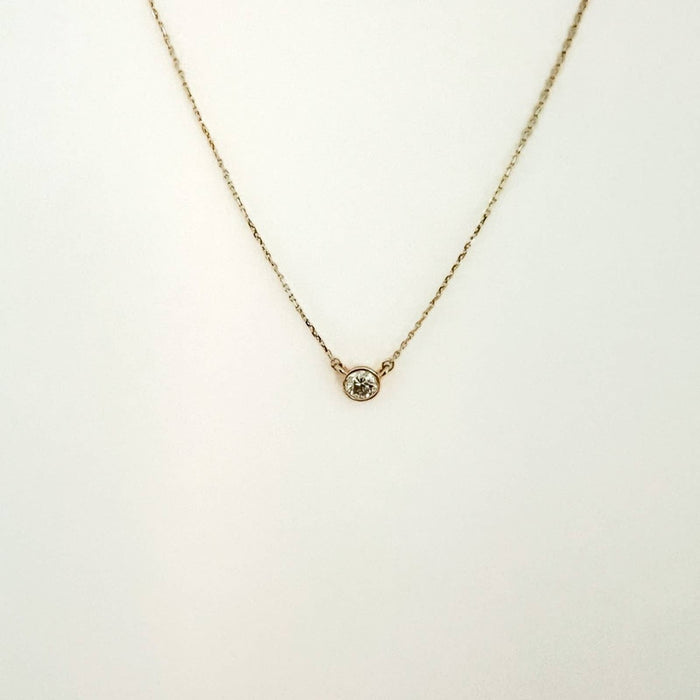 14k Yellow Gold 0.85tcw Solitaire Diamond Necklace