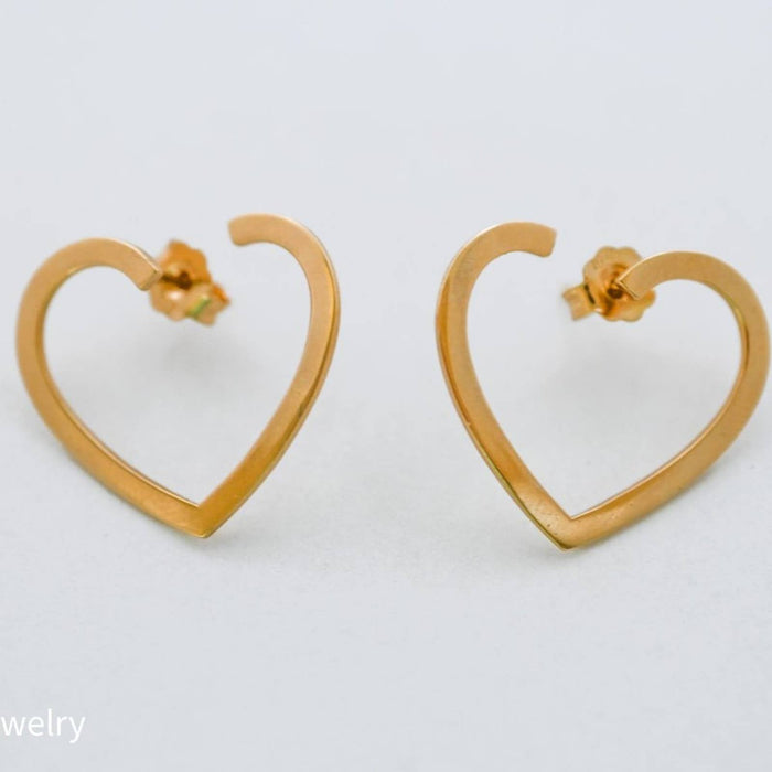 14k Yellow Gold Heart Hoop Earrings