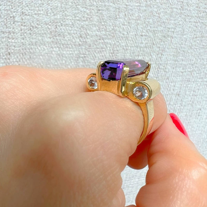 14K Yellow Gold Amethyst Vintage Ring