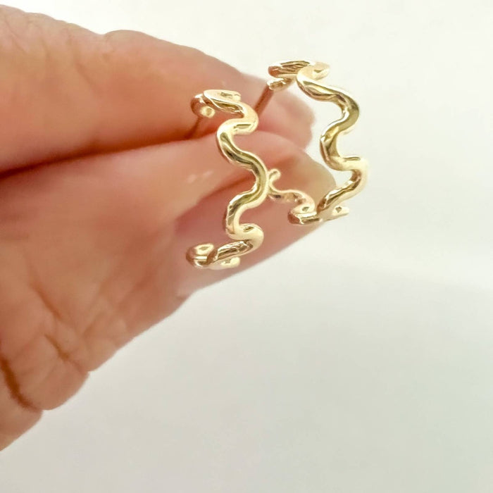 14k Yellow Gold zigzag Mini hoops earrings