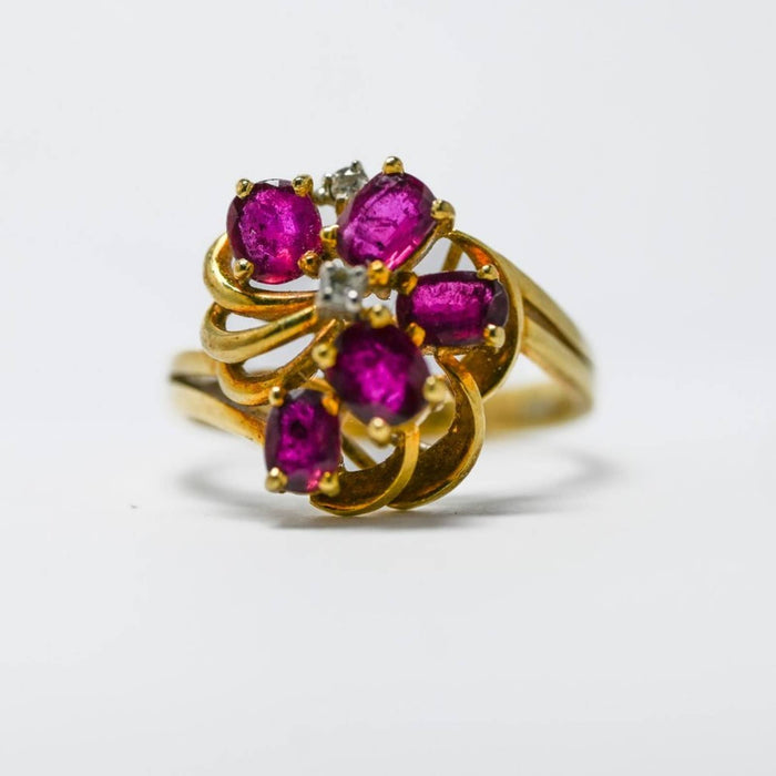 Vintage 14K Yellow Gold Ruby & Diamond  Cluster Ring