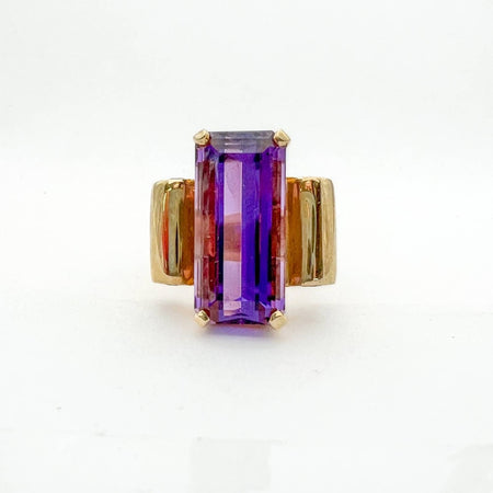 14K Yellow Gold Amethyst Vintage Ring