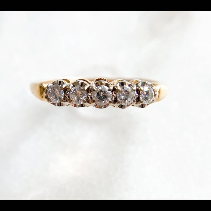 14K Yellow Gold Diamond Vintage Band Ring