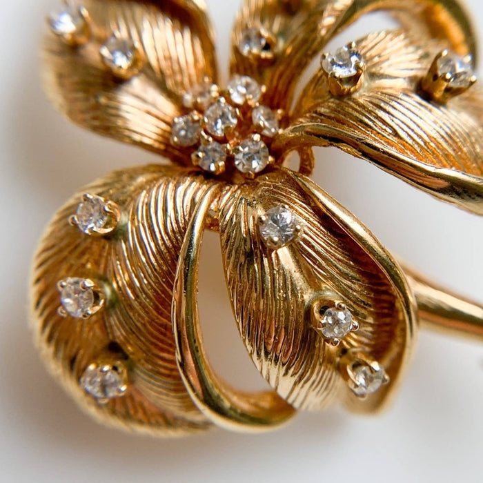 14K Yellow Gold Diamond Flower Vintage Brooch