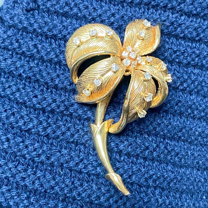 14K Yellow Gold Diamond Flower Vintage Brooch