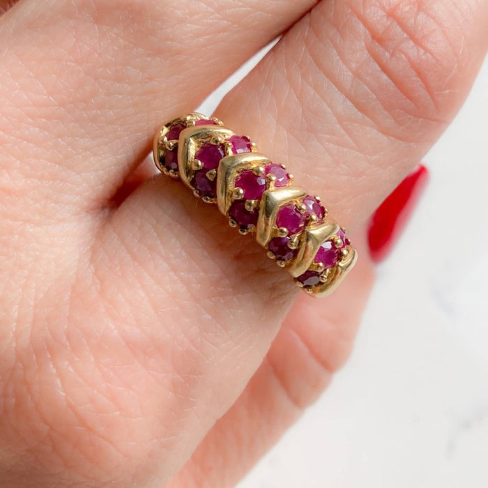 10K Yellow Gold Ruby Vintage Ring