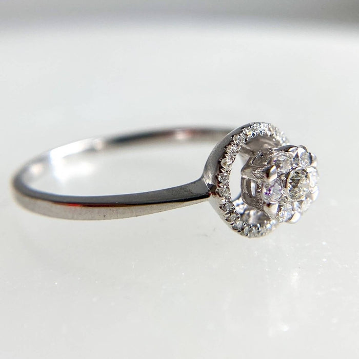 18K White Gold Diamond Halo Engagement Ring