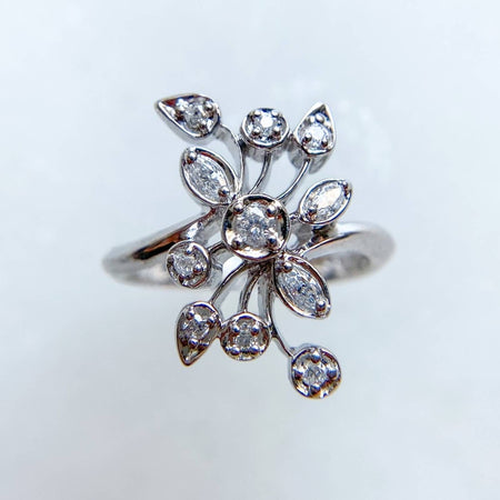 10K White Gold Diamond Retro Design Vintage Ring