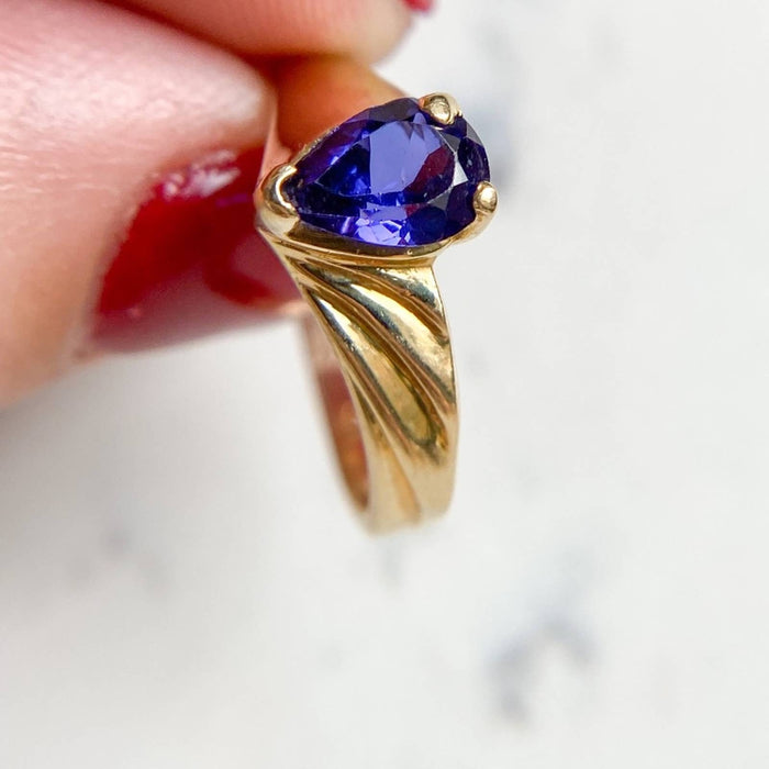 14K Yellow Gold Pear Shape Tanzanite Vintage Ring