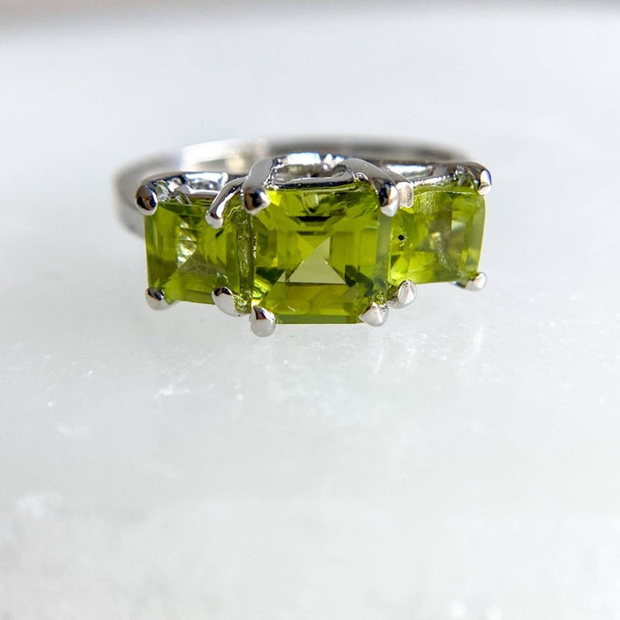 14K White Gold Peridot Three Stone Ring