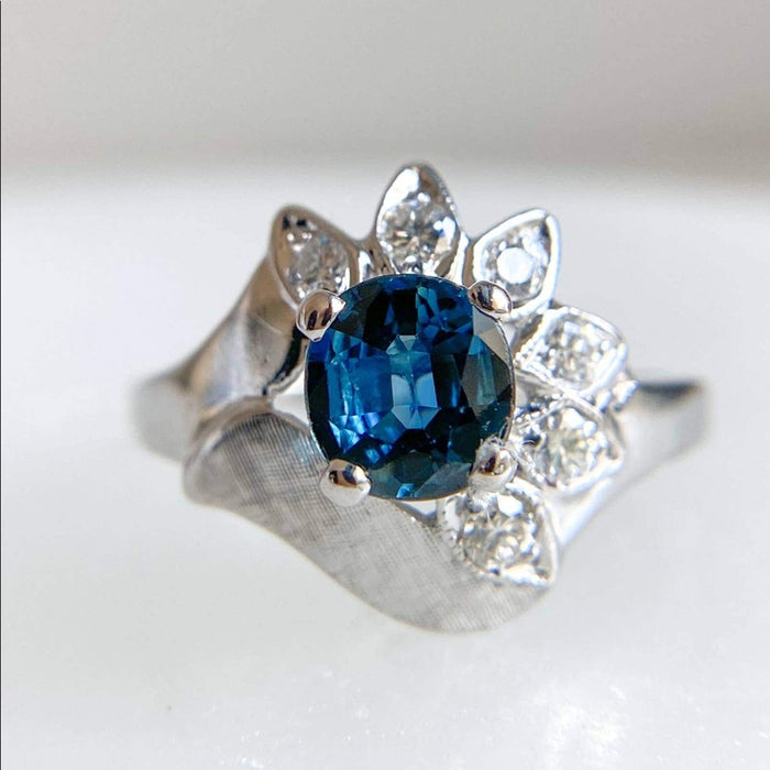 14K White Gold Blue Sapphire And Diamond Vintage Ring