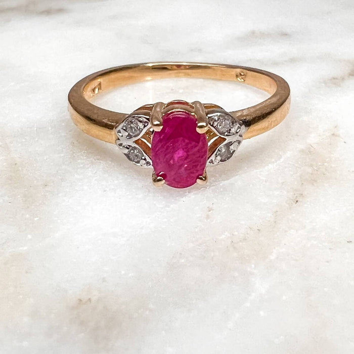 14K Gold Ruby and Diamond Vintage Cluster Ring