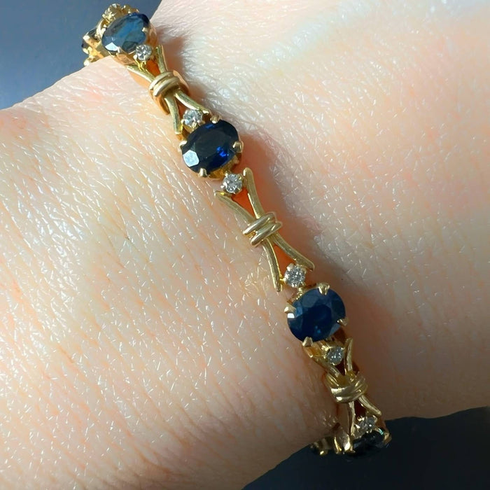 18K Yellow Gold Blue Sapphire And Diamond Vintage Bracelet