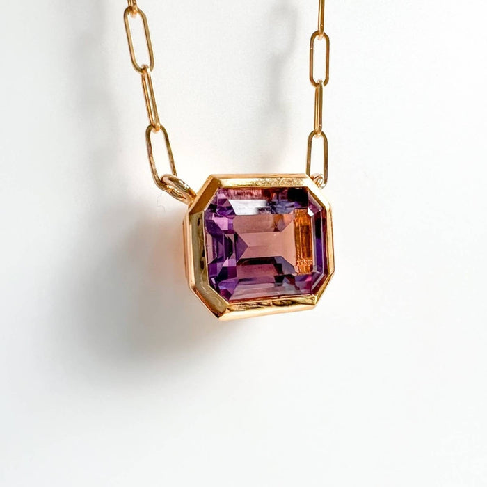 14K Yellow Gold Amethyst Or Rose de France Emerald Cut East West Pendant Necklace