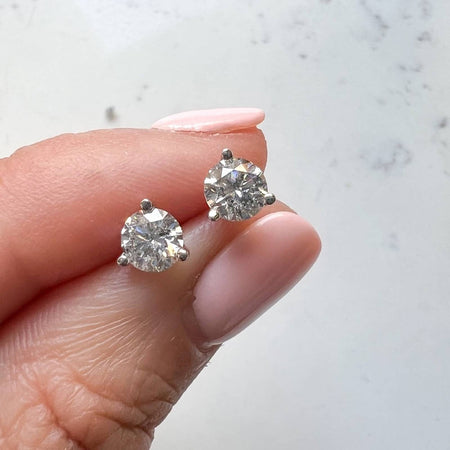 14K  White Gold 1 carat Diamond Stud Earrings