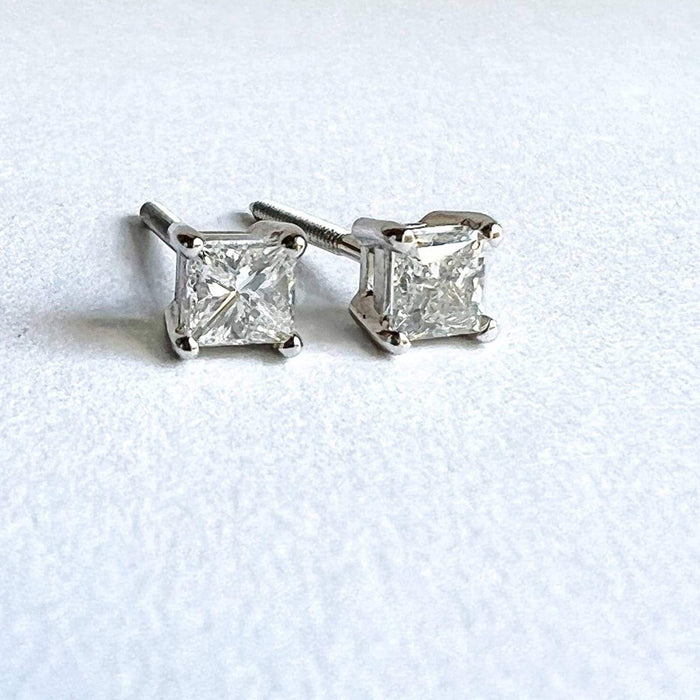 	princess cut diamond stud earrings