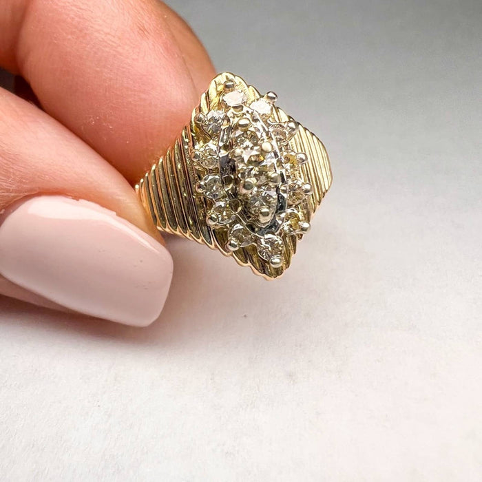 14K Yellow Gold Diamond Vintage Ring