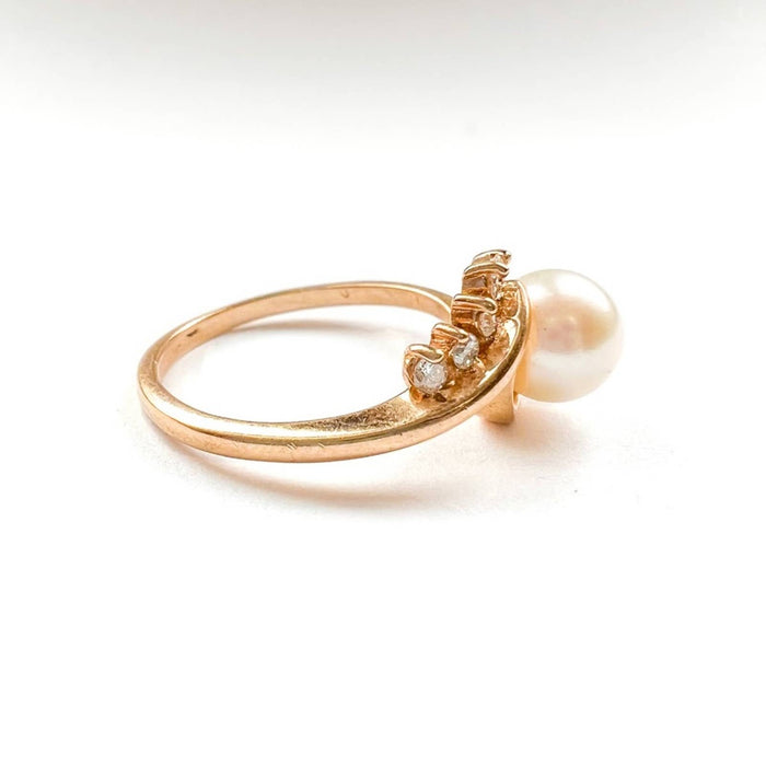 14K Yellow Gold Freshwater Pearl And Diamond Vintage Ring