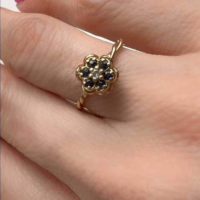 14K Yellow Gold Sapphire and Diamond Cluster Ring