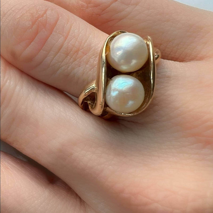 14K Yellow Gold Vintage Cultured Pearl Ring