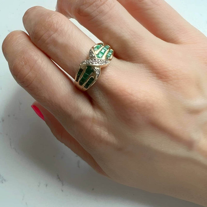 Vintage 14k Yellow Gold Princess Cut Emerald and Diamond Band Ring