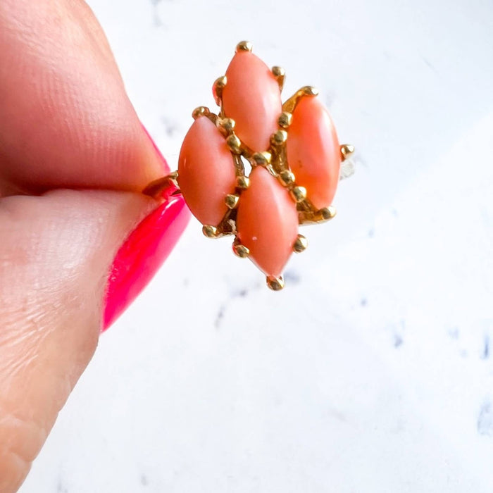 14K Yellow Gold Marquise Coral Vintage  Ring