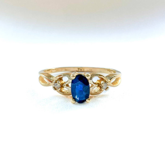 14K Yellow Gold Sapphire Diamond Cluster Vintage Ring