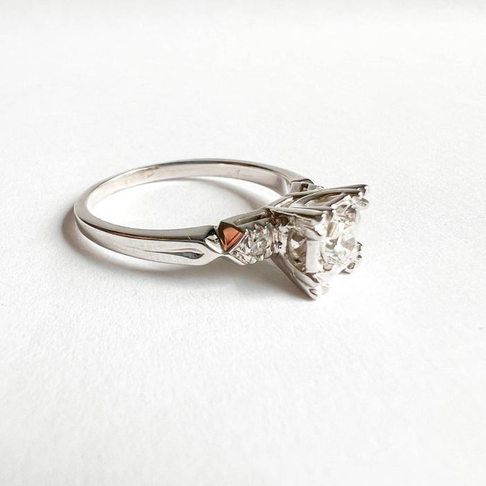 14k White Gold Vintage Diamond Engagement Ring