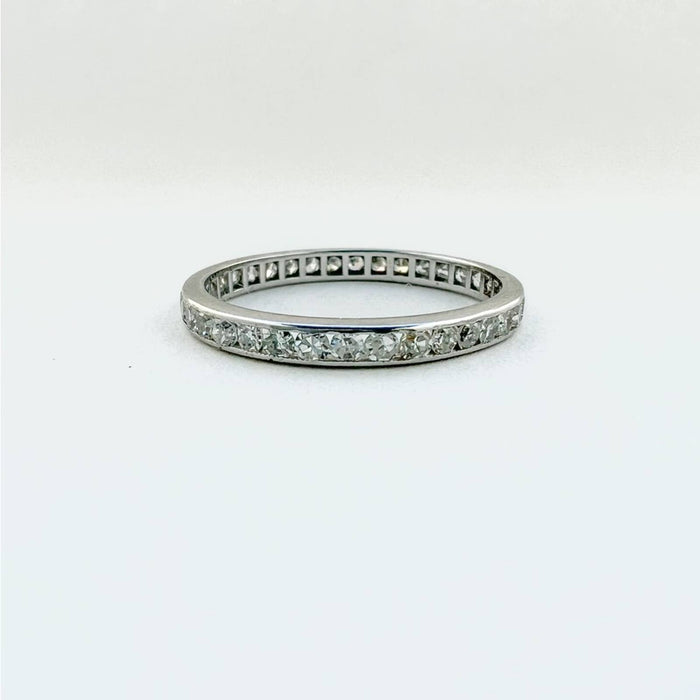 18K White Gold Diamond Eternity Ring