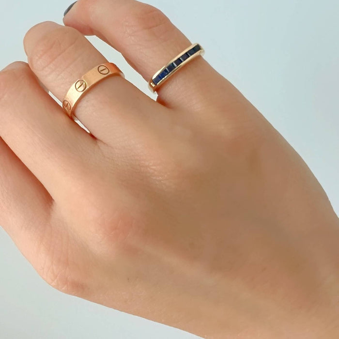 14k Yellow Gold Blue Sapphire Vintage Band Ring