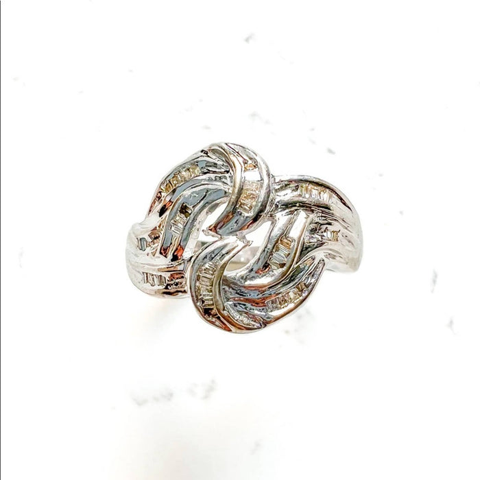 14K White Gold Baguette Diamond Swirl Vintage Ring