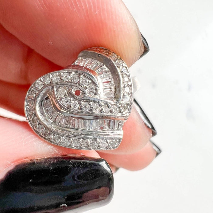 14k White Gold Baguette and Round Diamond Heart Ring