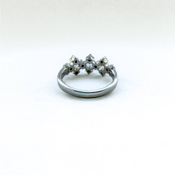 18K White Gold Diamond Vintage Ring