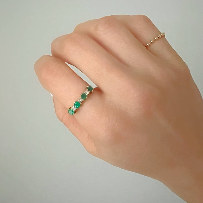 18K Yellow Gold Emerald and Diamond Vintage Band Ring