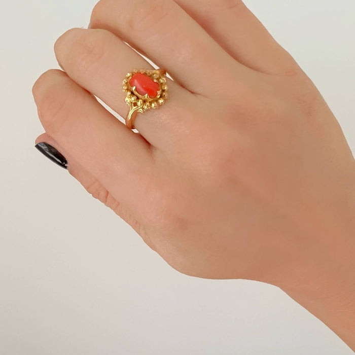 22K Yellow Gold Coral Vintage Ring