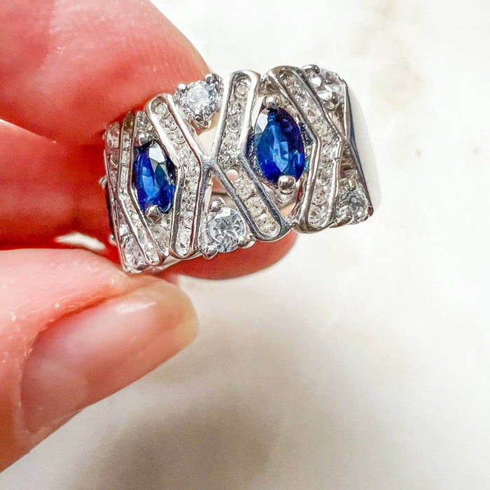 Art Deco Oval Sapphire and Diamond 14K White Gold Vintage Ring