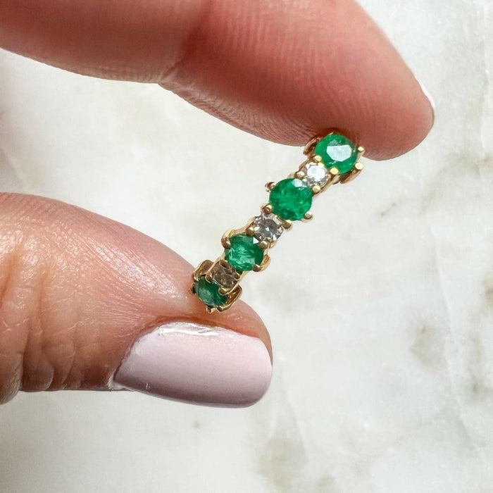 18K Yellow Gold Emerald and Diamond Vintage Band Ring