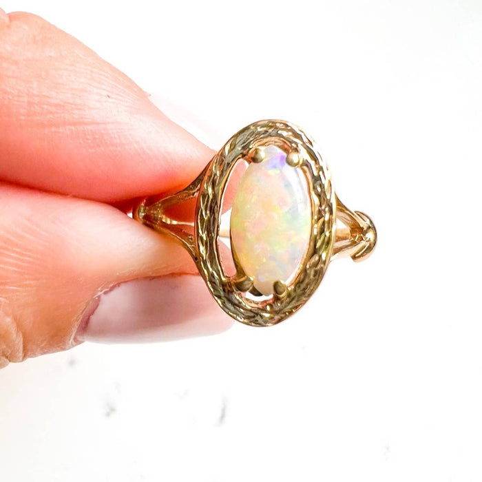 Vintage Opal Ring 10K Yellow Gold